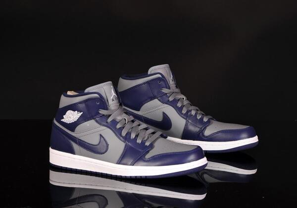 Air Jordan 1 Retro Mid | 554724-006 | AFEW STORE